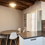 Bari Apartman Plasencia