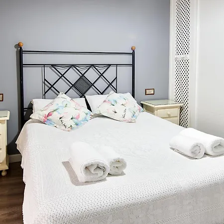 Bari Apartment Plasencia